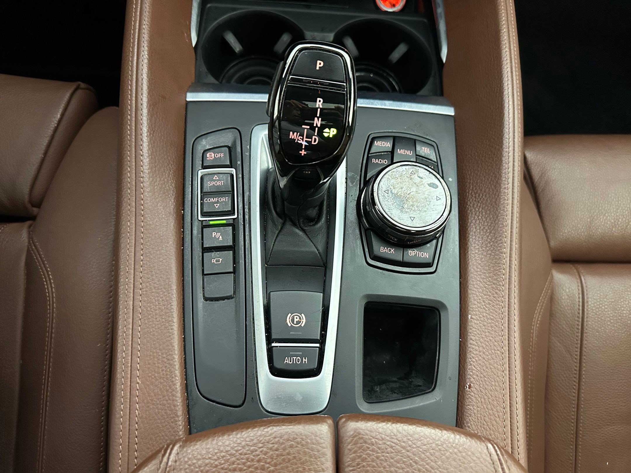 Used 2015 BMW X6 sDrive35i image 16