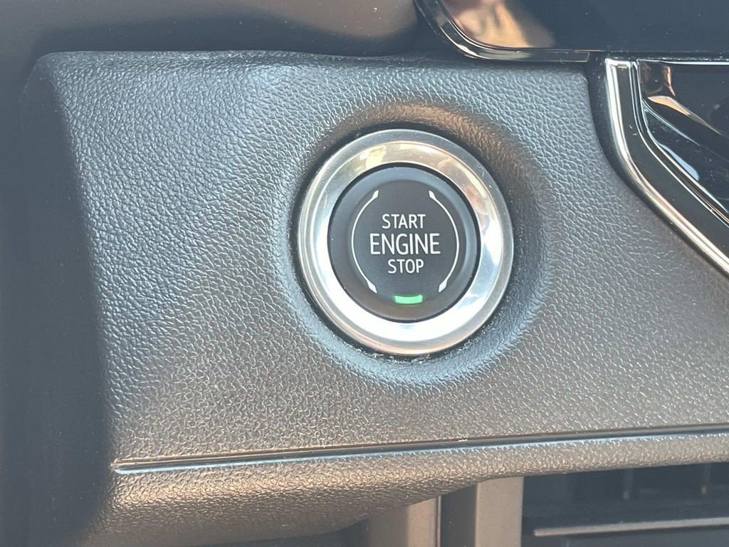 Certified 2023 Chevrolet Colorado W/T w/ Technology Package image 22