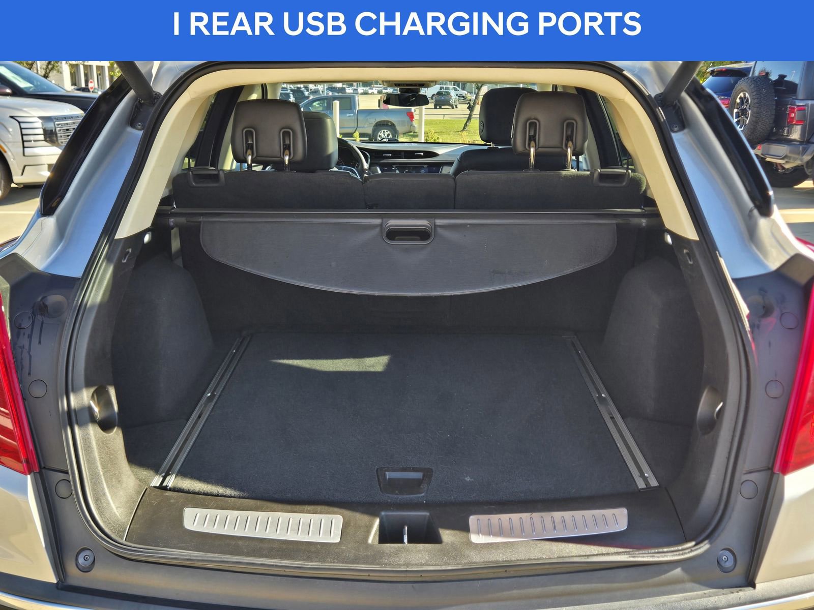 Used 2019 Cadillac XT5 Premium Luxury image 13