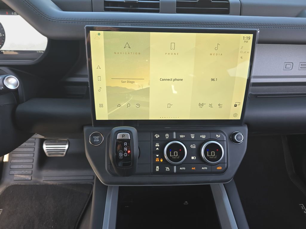 New 2026 Land Rover Defender 110 V8 image 20