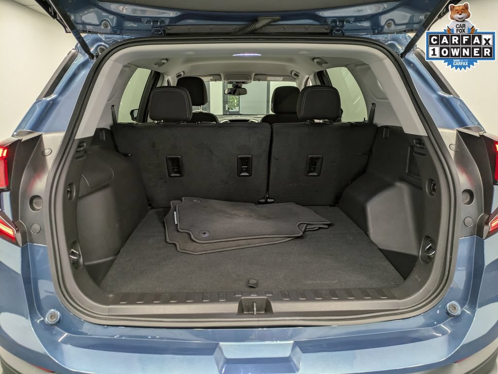 Used 2024 GMC Terrain SLE FWD image 25