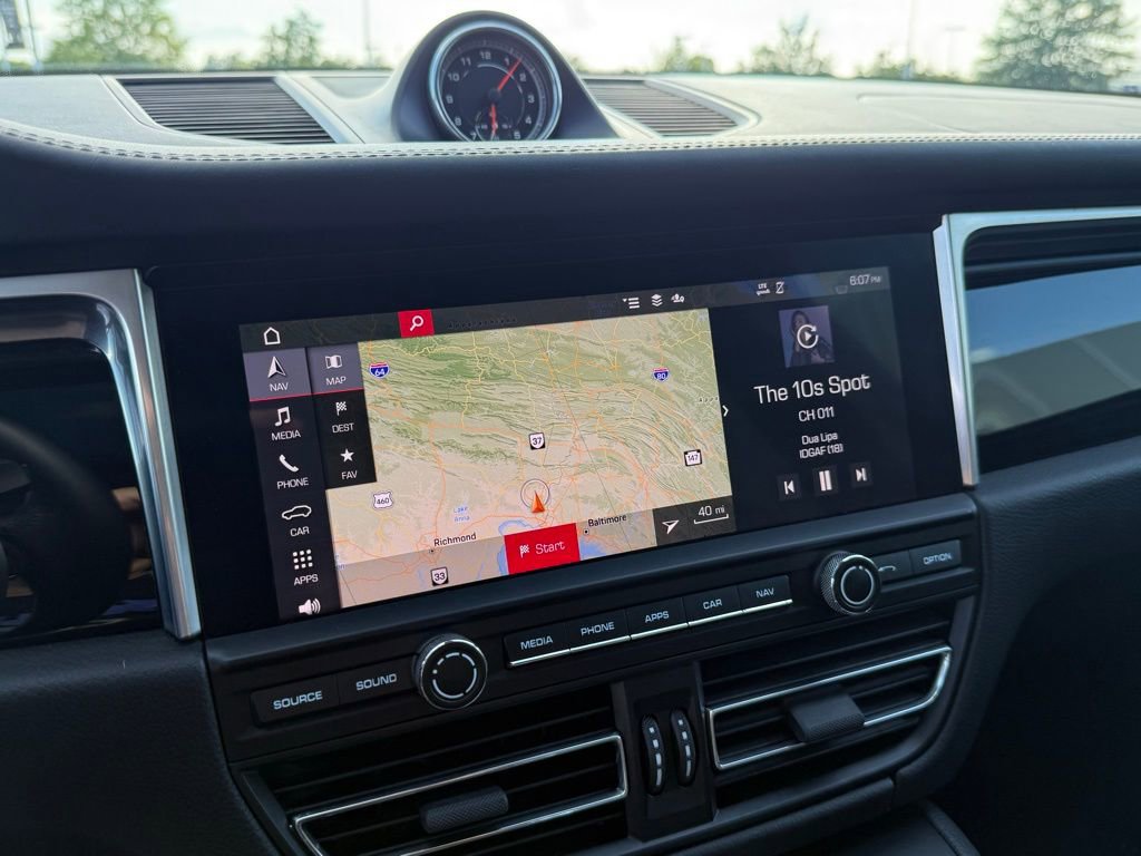 Used 2021 Porsche Macan S image 27