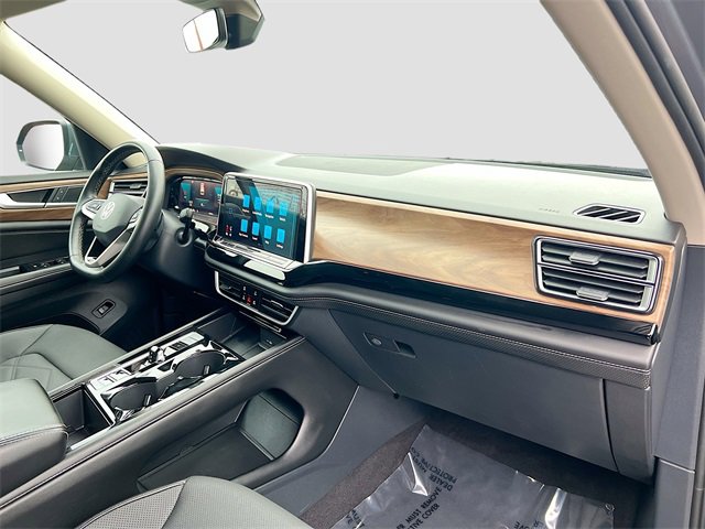 Used 2024 Volkswagen Atlas SE image 29