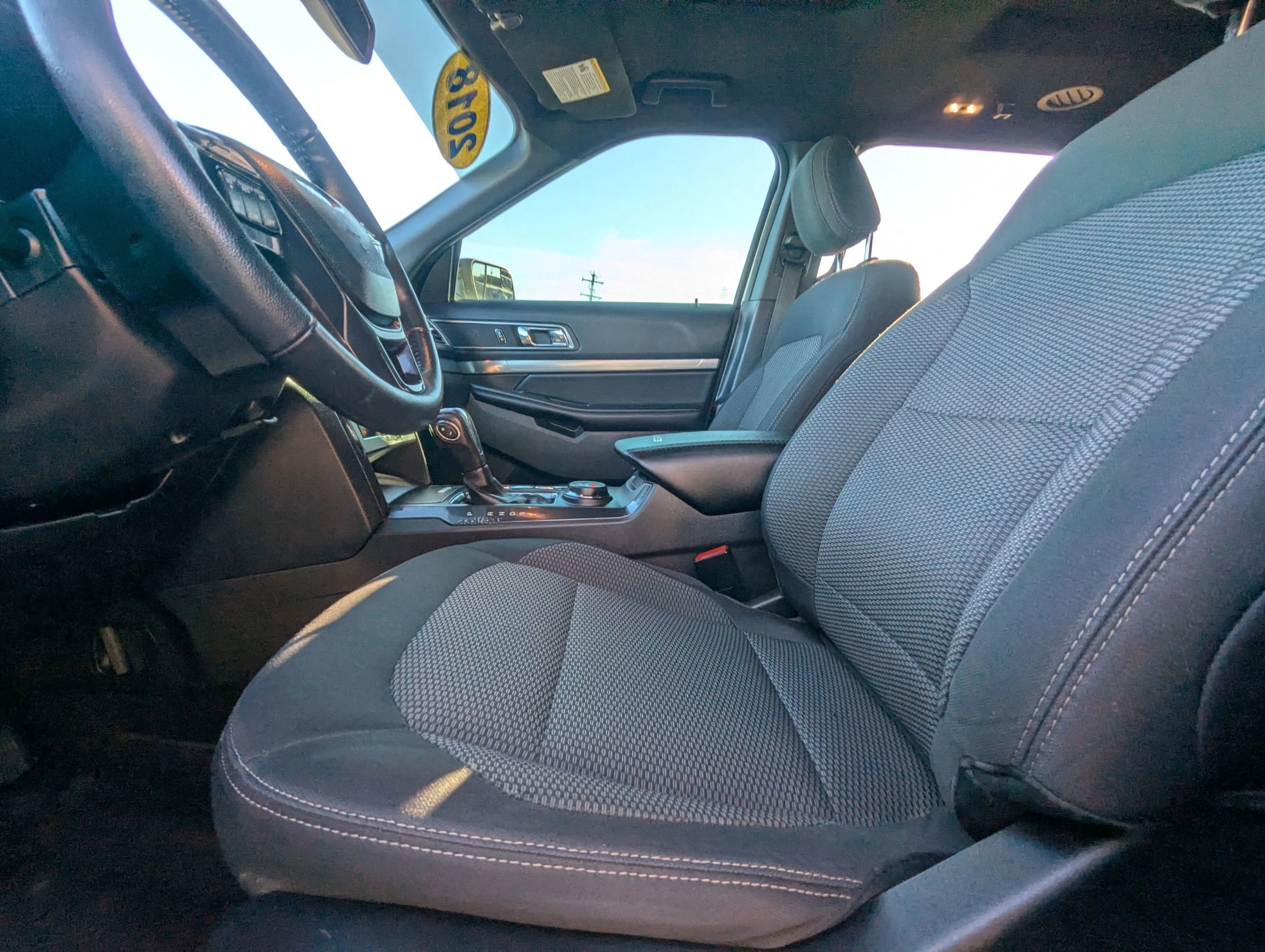 Used 2018 Ford Explorer XLT w/ Equipment Group 201A image 16