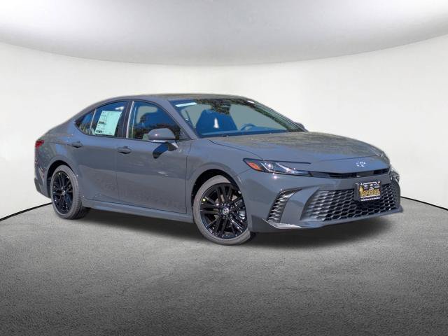 New 2026 Toyota Camry SE FWD image 4
