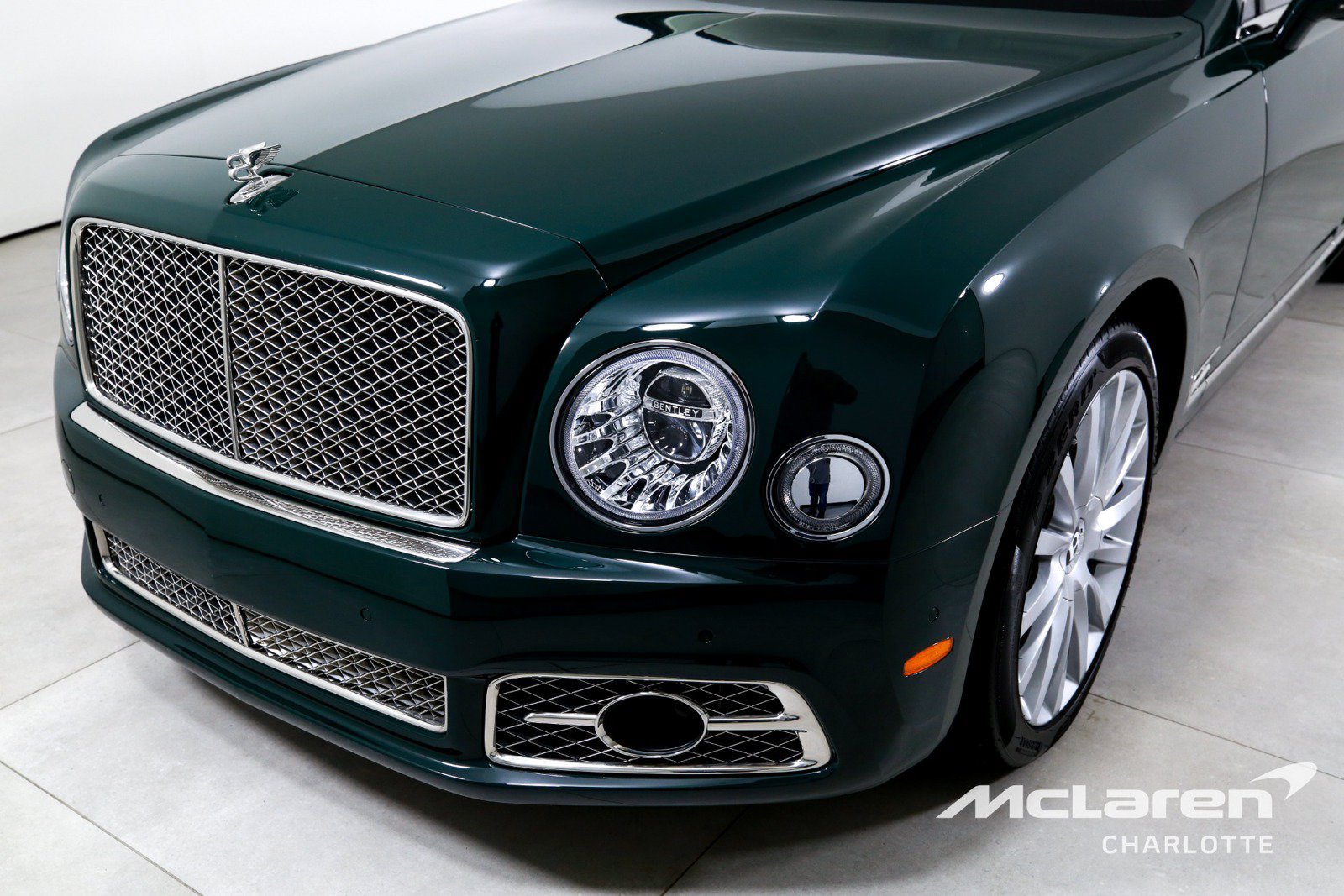 Used 2020 Bentley Mulsanne RWD image 42