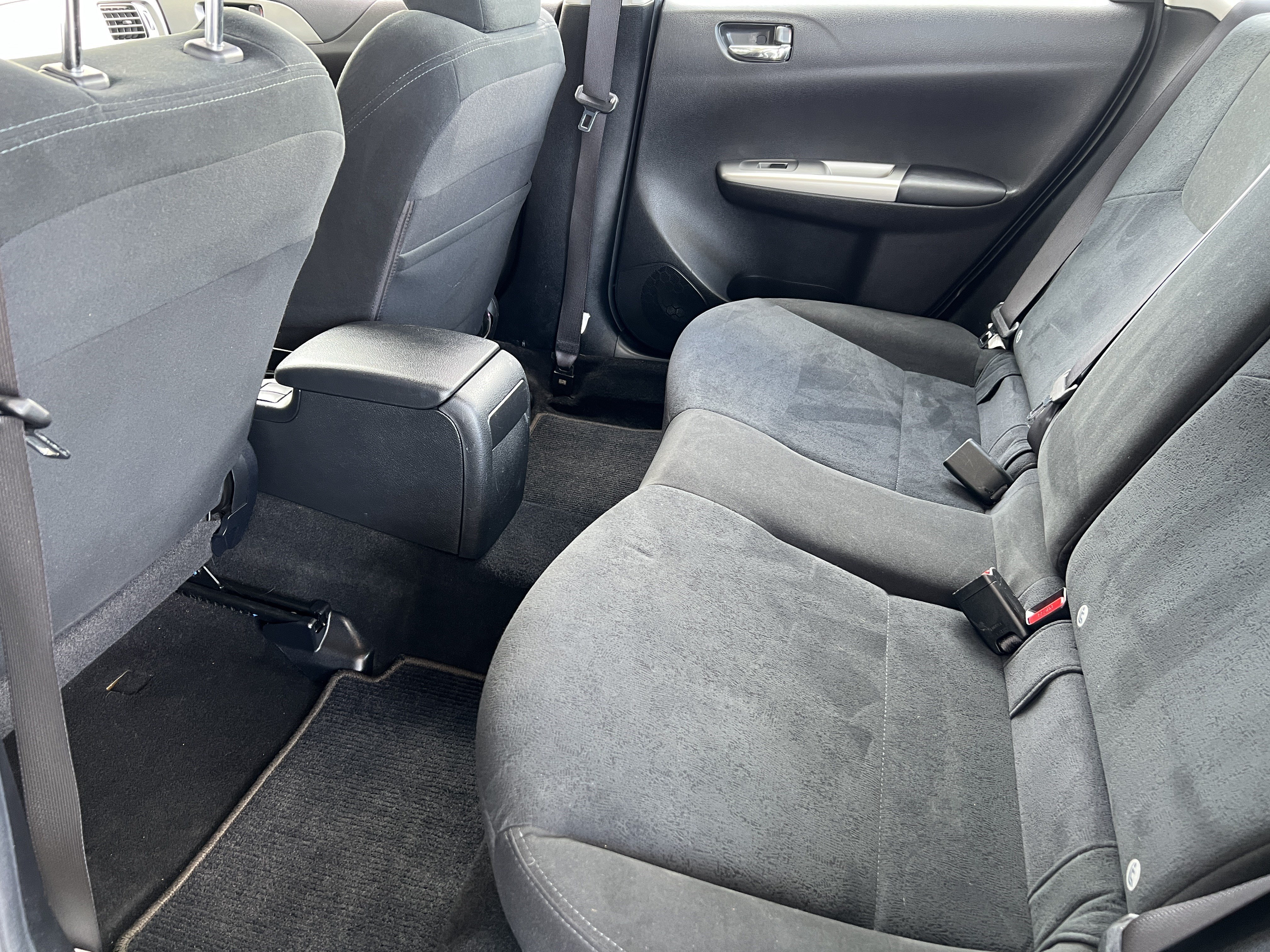 Used 2010 Subaru Impreza 2.5i AWD/4WD image 14
