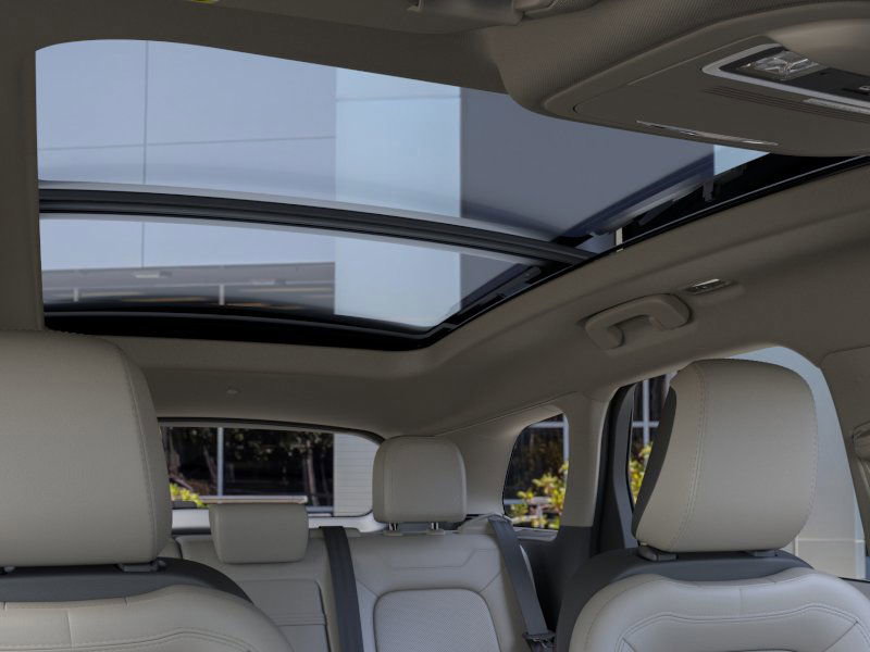 New 2025 Lincoln Corsair Reserve image 21