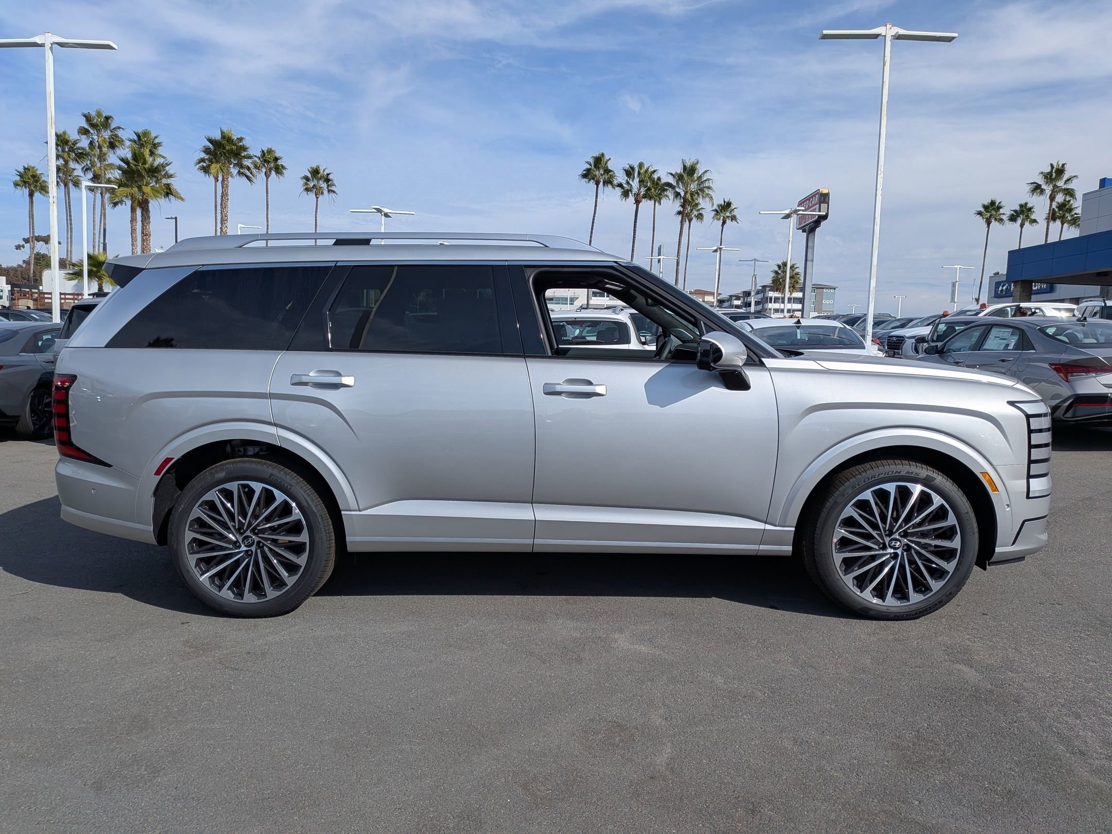 New 2026 Hyundai Palisade Calligraphy AWD/4WD image 5