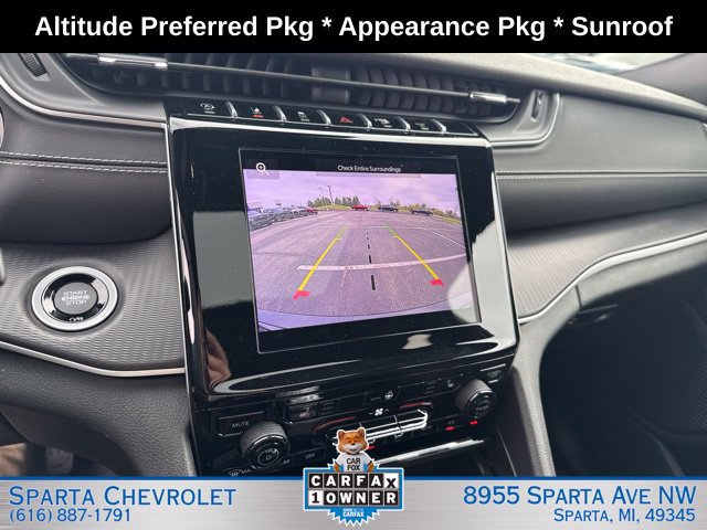 Used 2024 Jeep Grand Cherokee Altitude AWD/4WD image 27