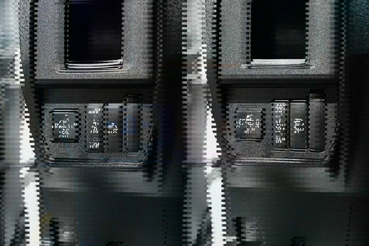 Used 2018 Toyota Tacoma TRD Sport w/ Technology Package image 22