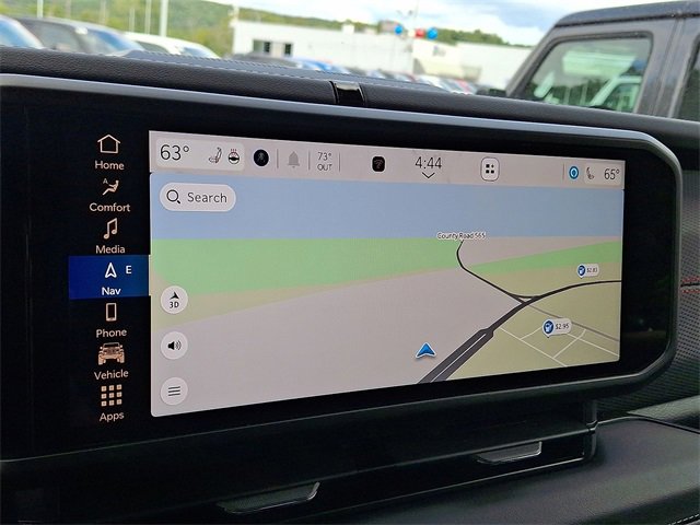 Certified 2025 Jeep Wrangler Unlimited Rubicon w/ Technology Group image 6