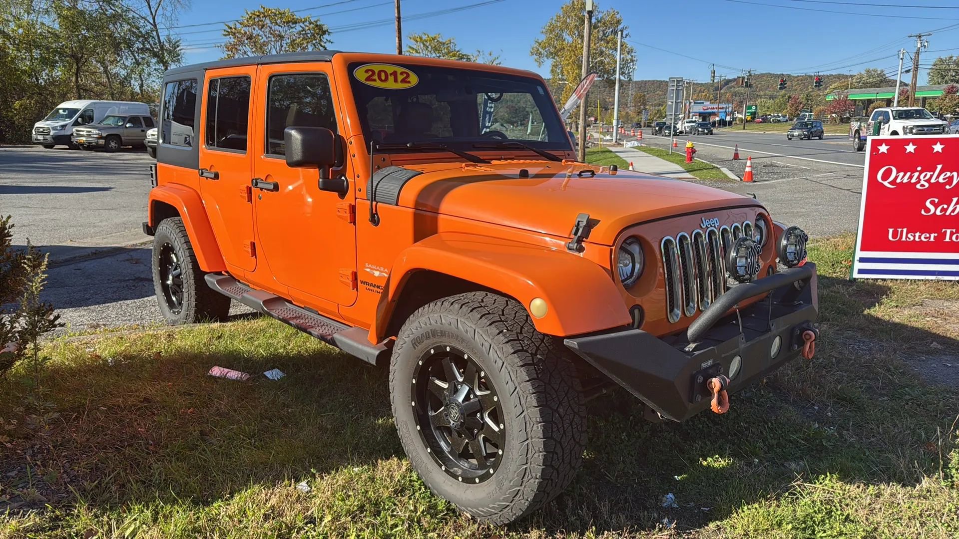 Used 2012 Jeep Wrangler Unlimited Sahara image 3
