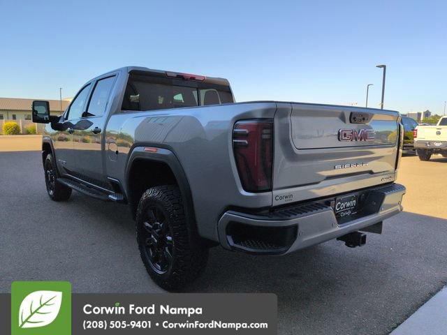 Used 2024 GMC Sierra 2500 AT4 w/ Technology Package AWD/4WD image 5