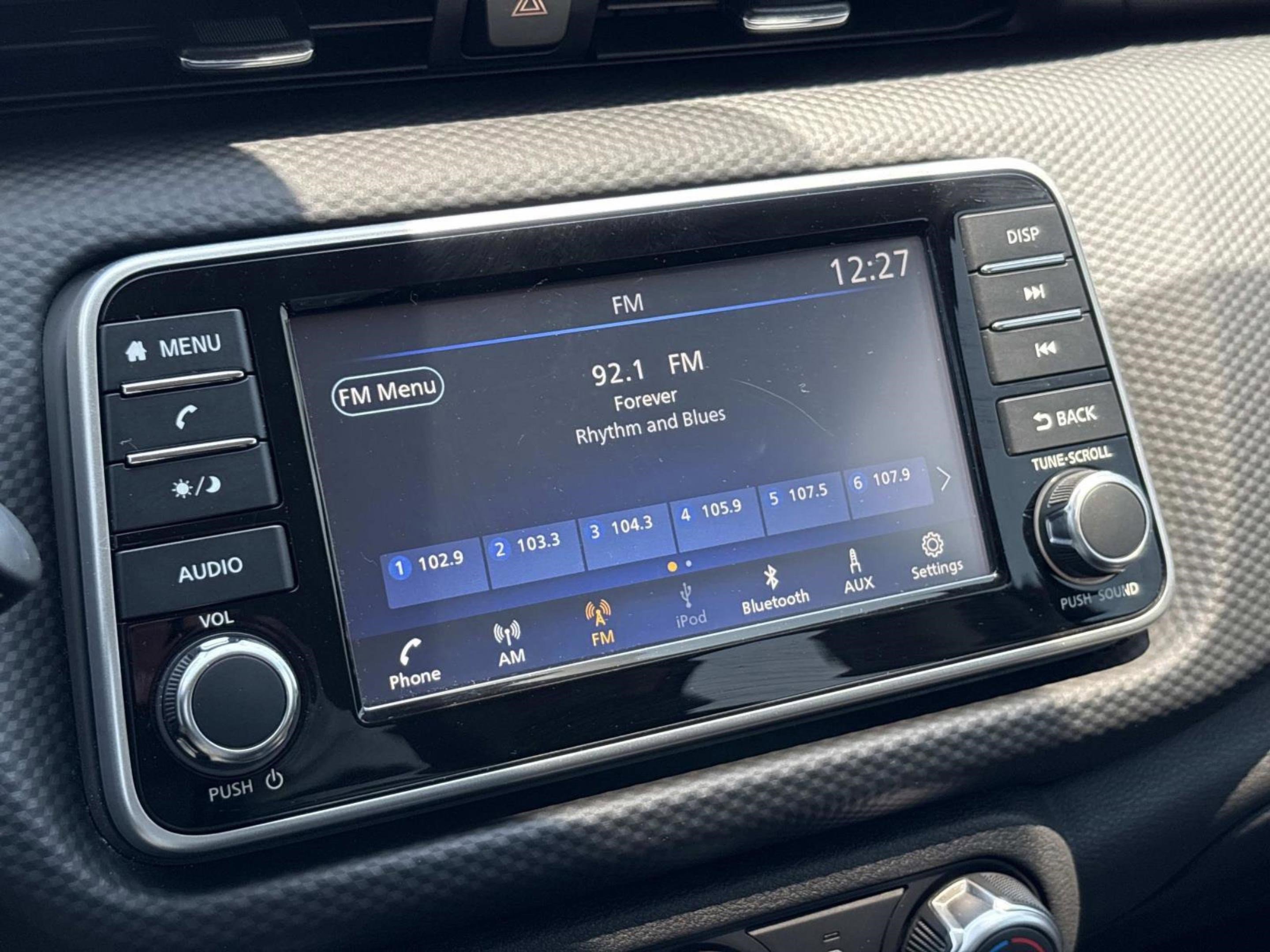 Used 2025 Nissan Kicks Play S FWD image 32