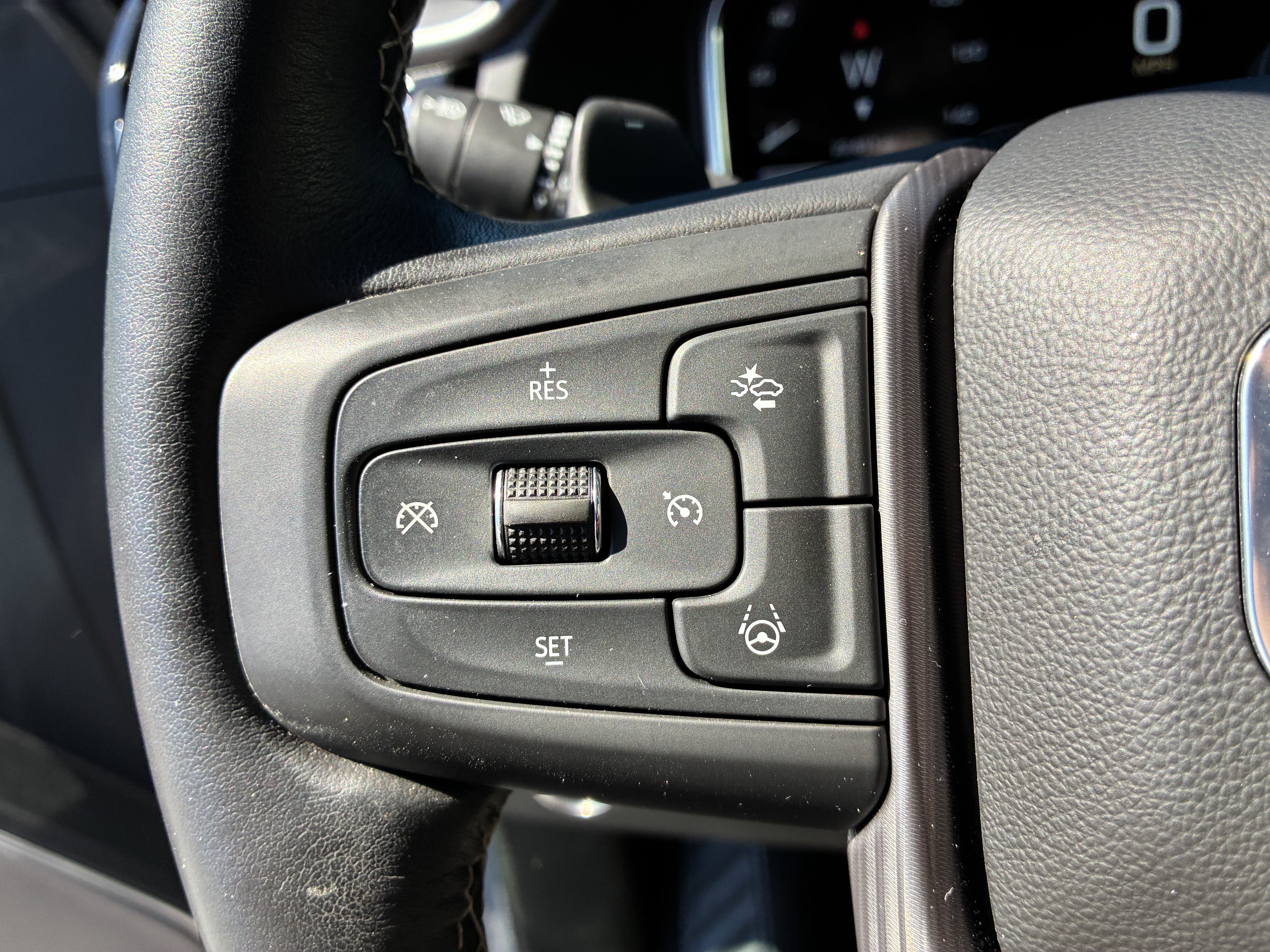 Used 2025 GMC Sierra 1500 Denali Ultimate AWD/4WD image 34