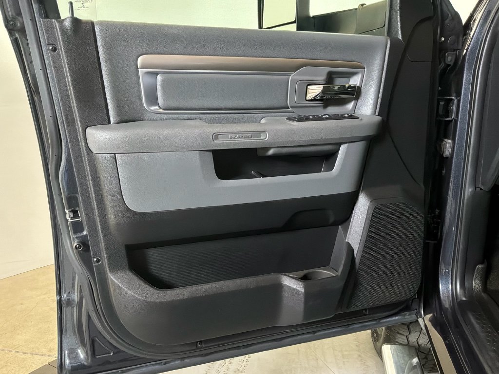 Certified 2016 RAM 2500 Big Horn AWD/4WD image 13