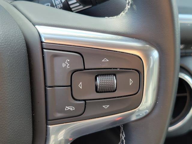Used 2024 Chevrolet Blazer LT FWD image 17
