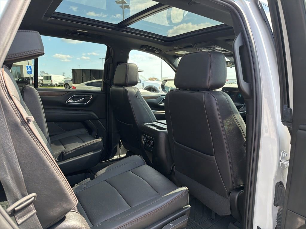 Used 2023 Chevrolet Tahoe High Country w/ Premium Package 2 AWD/4WD image 20