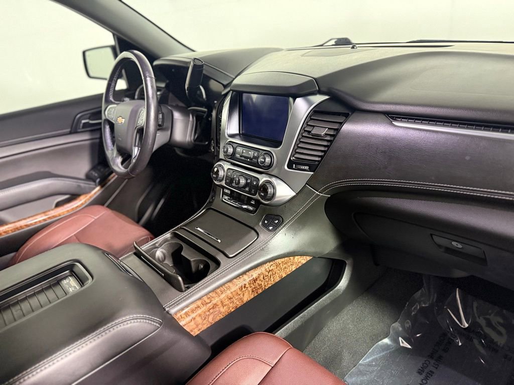 Used 2019 Chevrolet Tahoe Premier w/ Premier Plus Edition AWD/4WD image 23