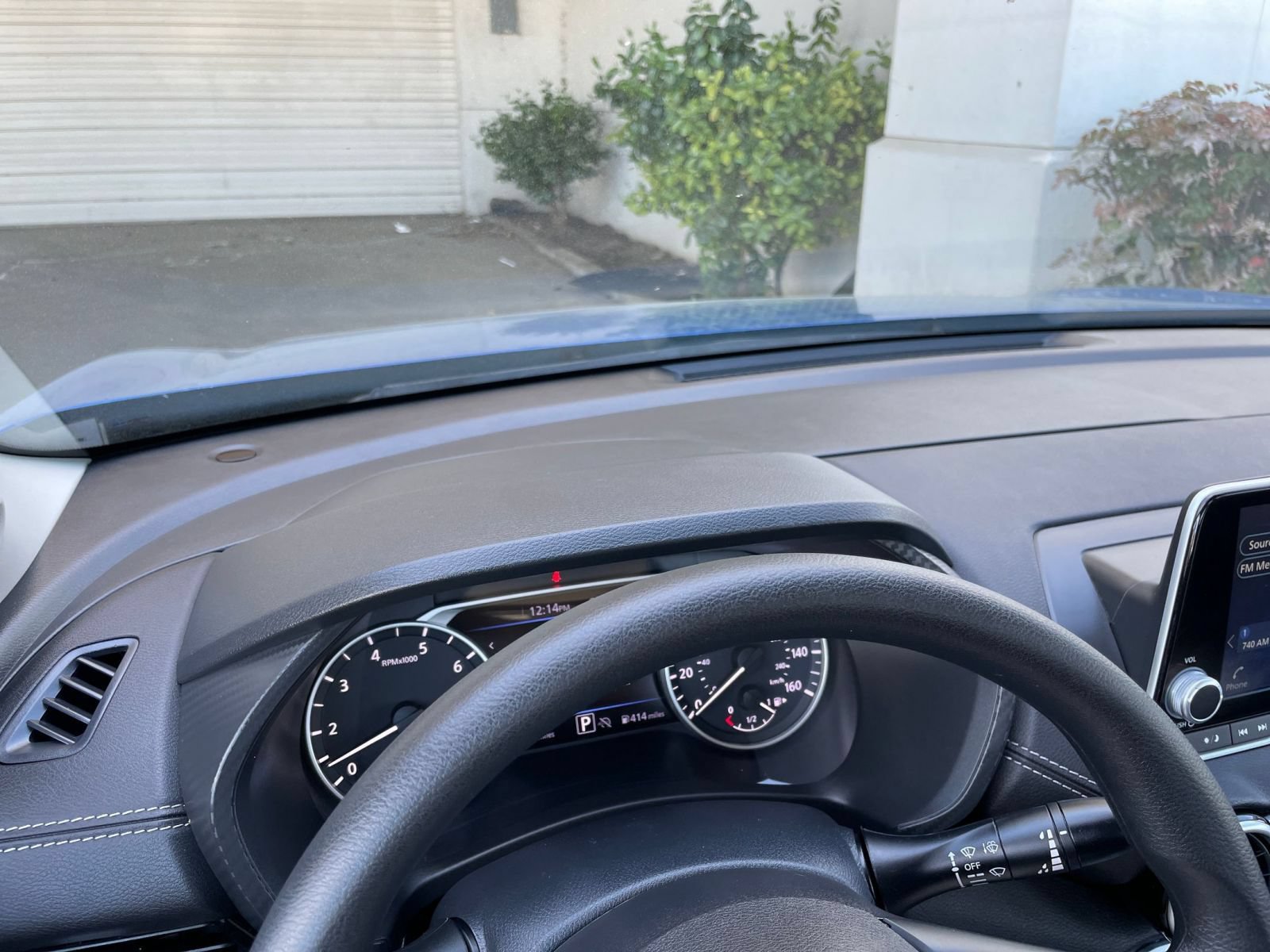 Used 2025 Nissan Sentra SV FWD image 34