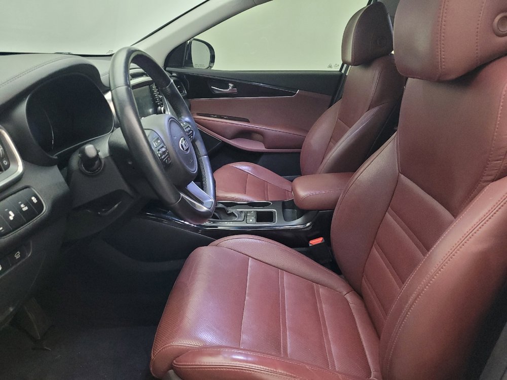 Used 2017 Kia Sorento SX image 17