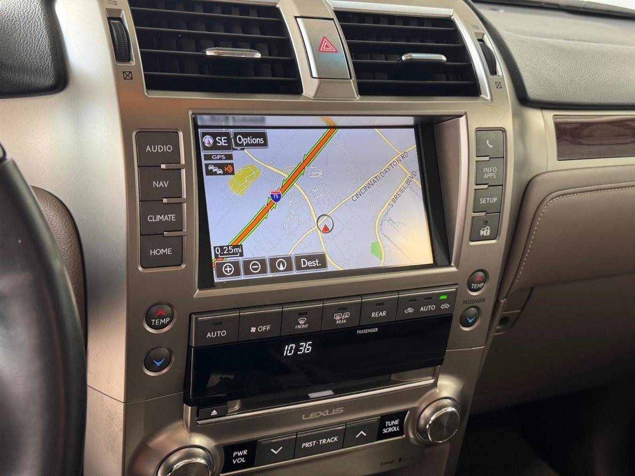 Used 2019 Lexus GX 460 Premium AWD/4WD image 18