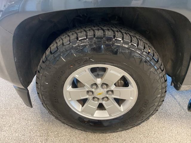 Used 2018 Chevrolet Colorado W/T w/ WT Convenience Package RWD image 10