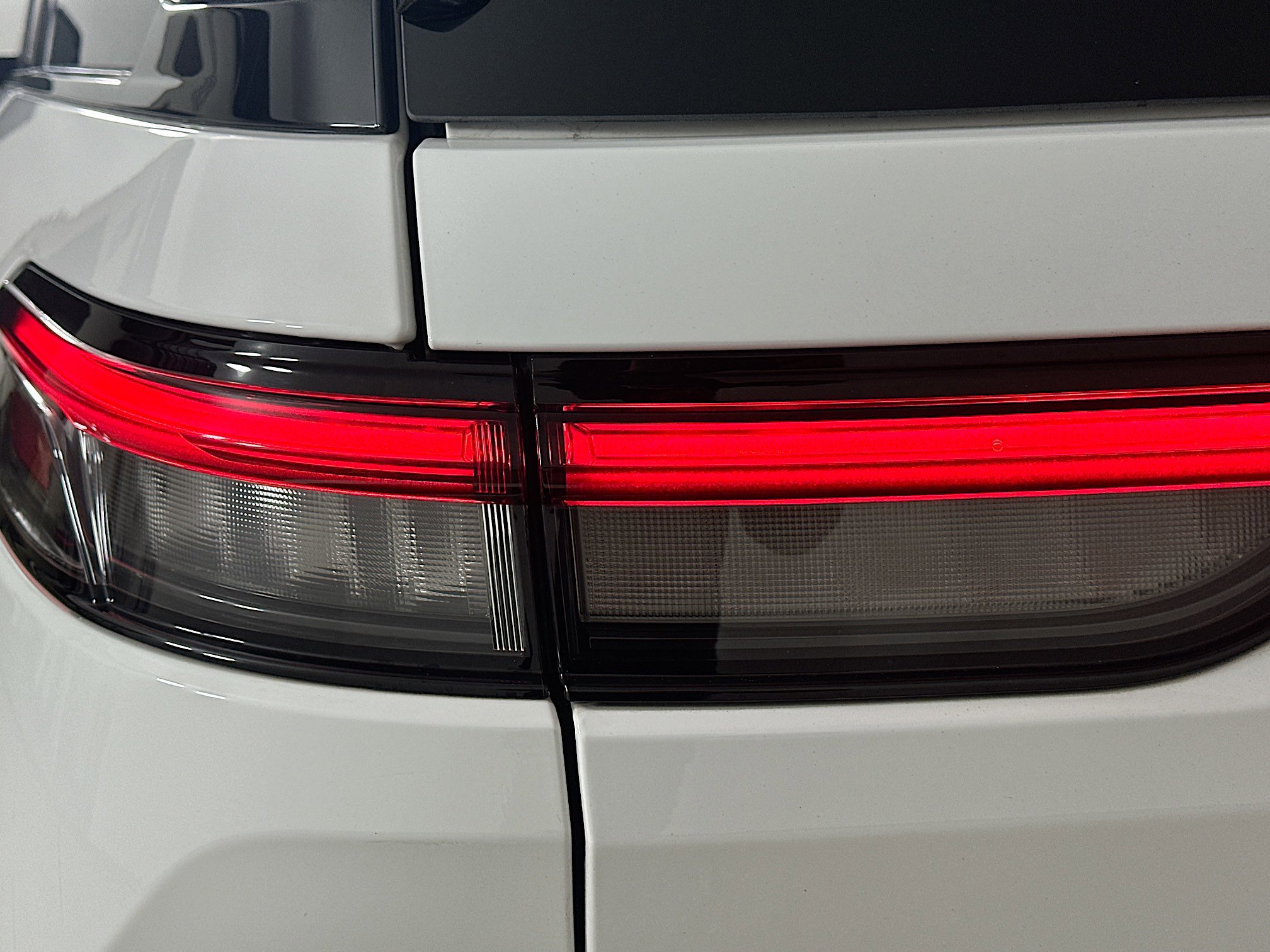 Used 2023 Jeep Grand Cherokee Limited image 42