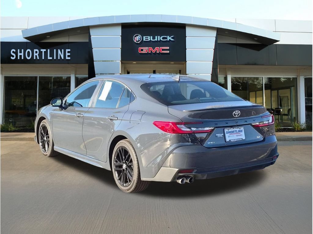Used 2026 Toyota Camry SE FWD image 5