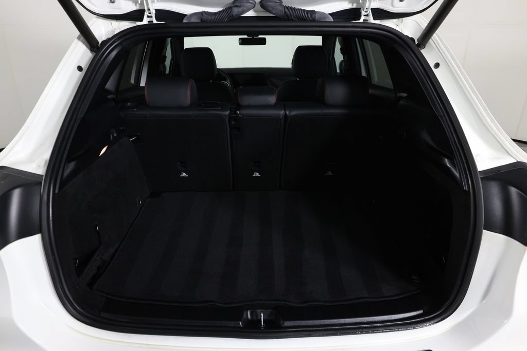 Used 2023 Mercedes-Benz GLA 250 4MATIC image 12