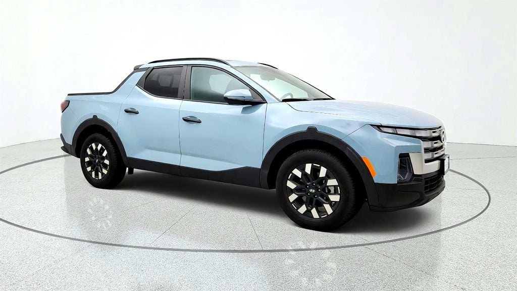 Used 2025 Hyundai Santa Cruz SEL FWD image 3