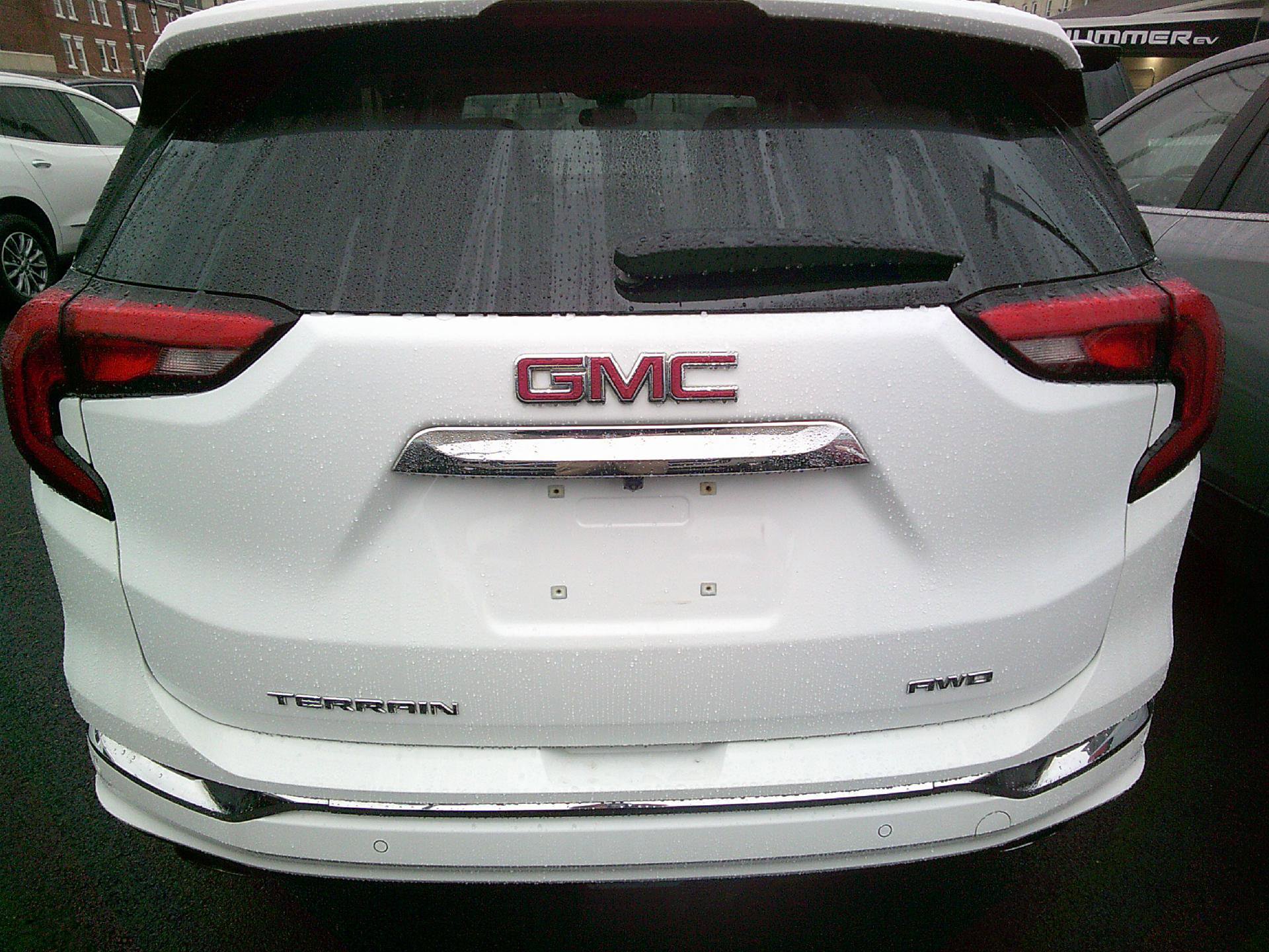 Used 2018 GMC Terrain Denali w/ Advanced Safety Package image 5