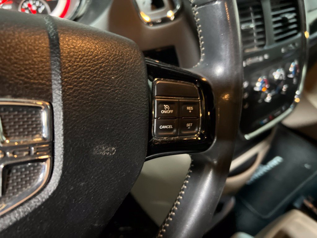 Used 2017 Dodge Grand Caravan SE FWD image 20