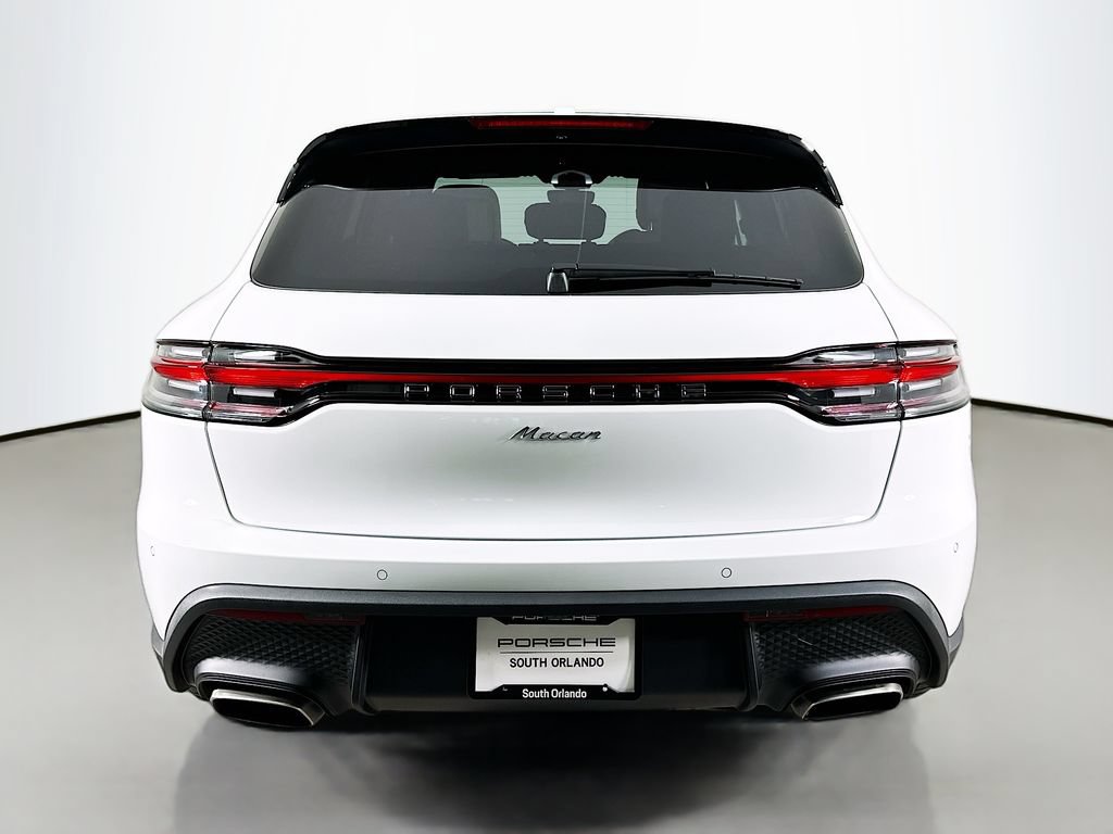 Certified 2026 Porsche Macan AWD/4WD image 10
