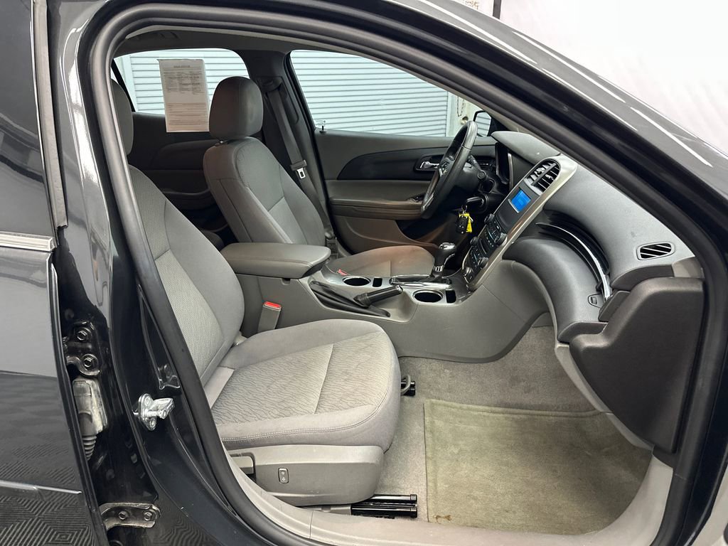 Used 2015 Chevrolet Malibu LS w/ Protection Package FWD image 13