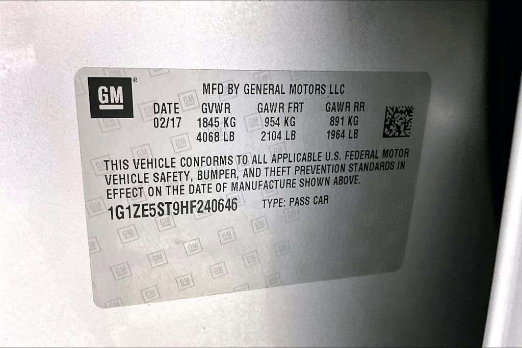 Used 2017 Chevrolet Malibu LT w/ Driver Confidence Package image 29