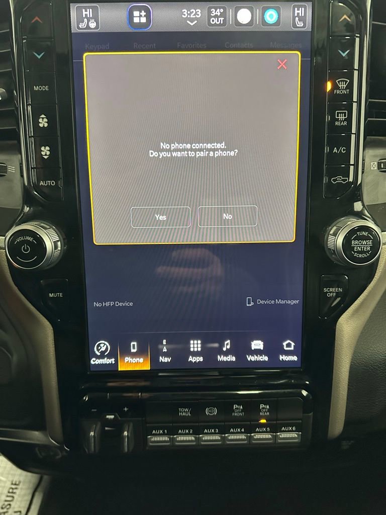 Used 2024 RAM 3500 Laramie image 28