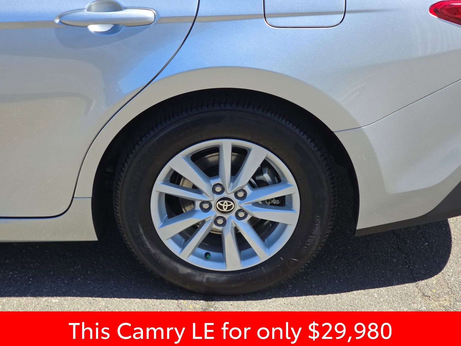 Used 2026 Toyota Camry LE w/ Convenience Package FWD image 38