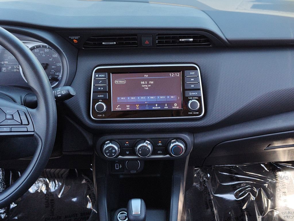 Used 2025 Nissan Kicks Play S image 20