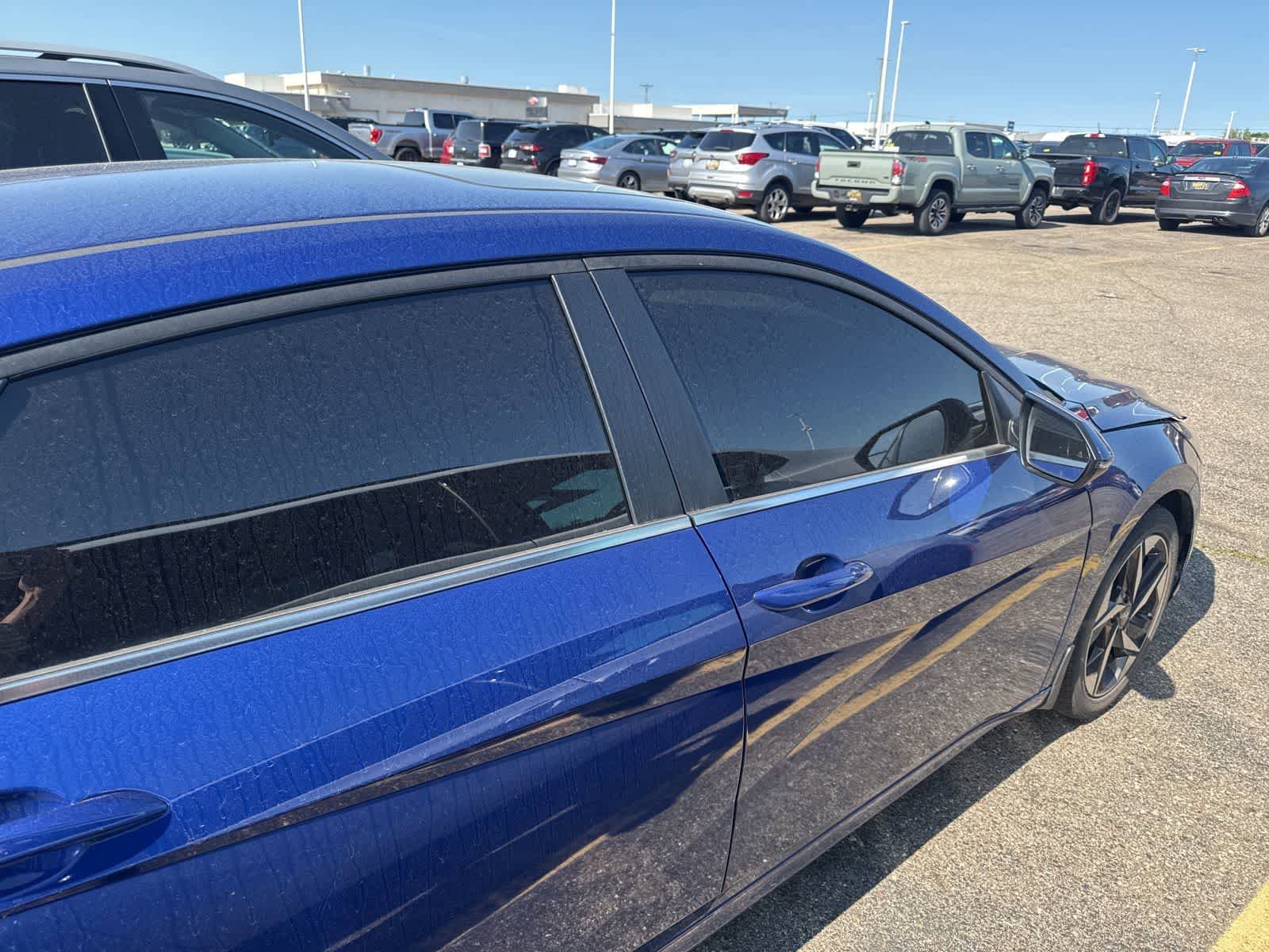 Used 2023 Hyundai Elantra Limited FWD image 10