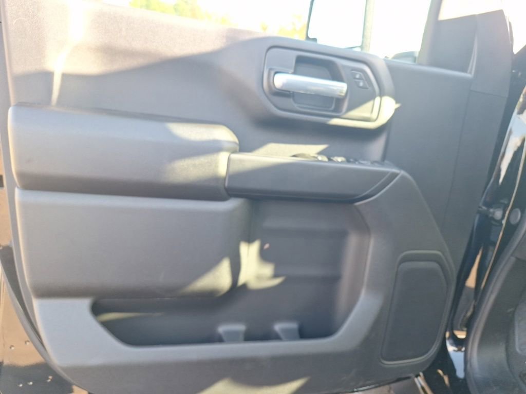 New 2026 Chevrolet Silverado 2500 Custom w/ Custom Value Package image 15