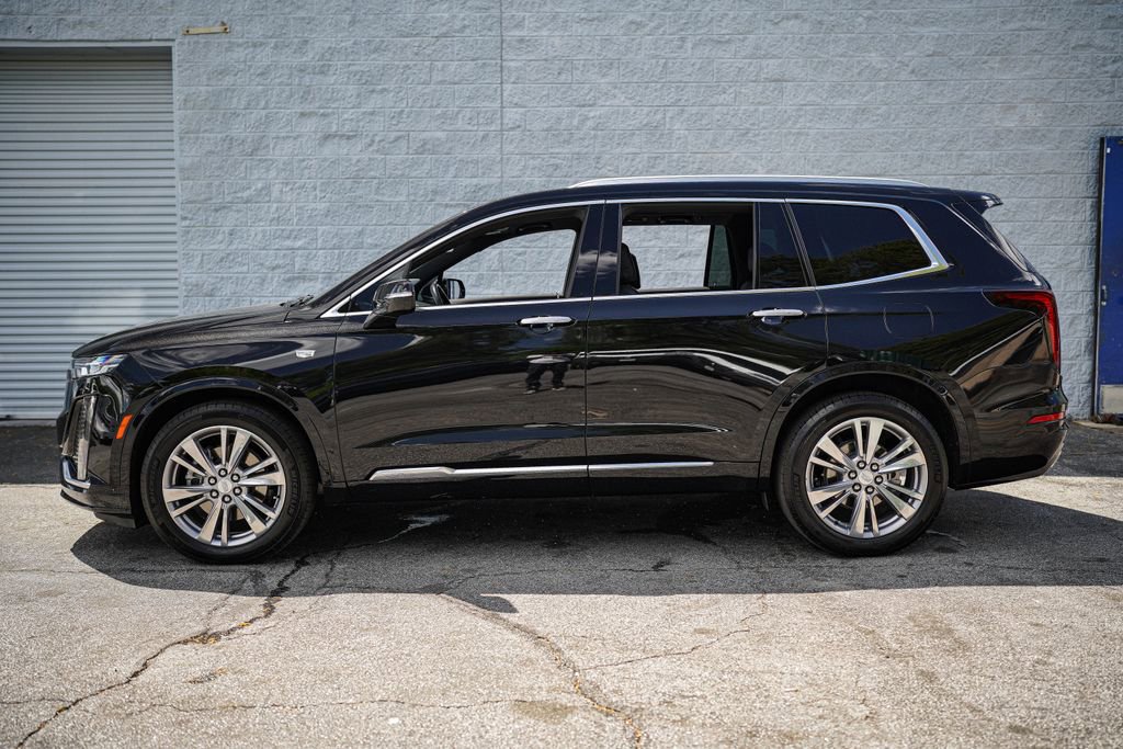 Used 2024 Cadillac XT6 Premium Luxury FWD image 10