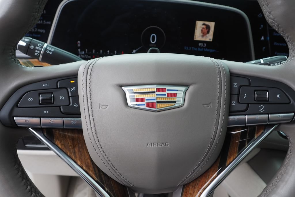 Used 2023 Cadillac Escalade Sport Platinum AWD/4WD image 23