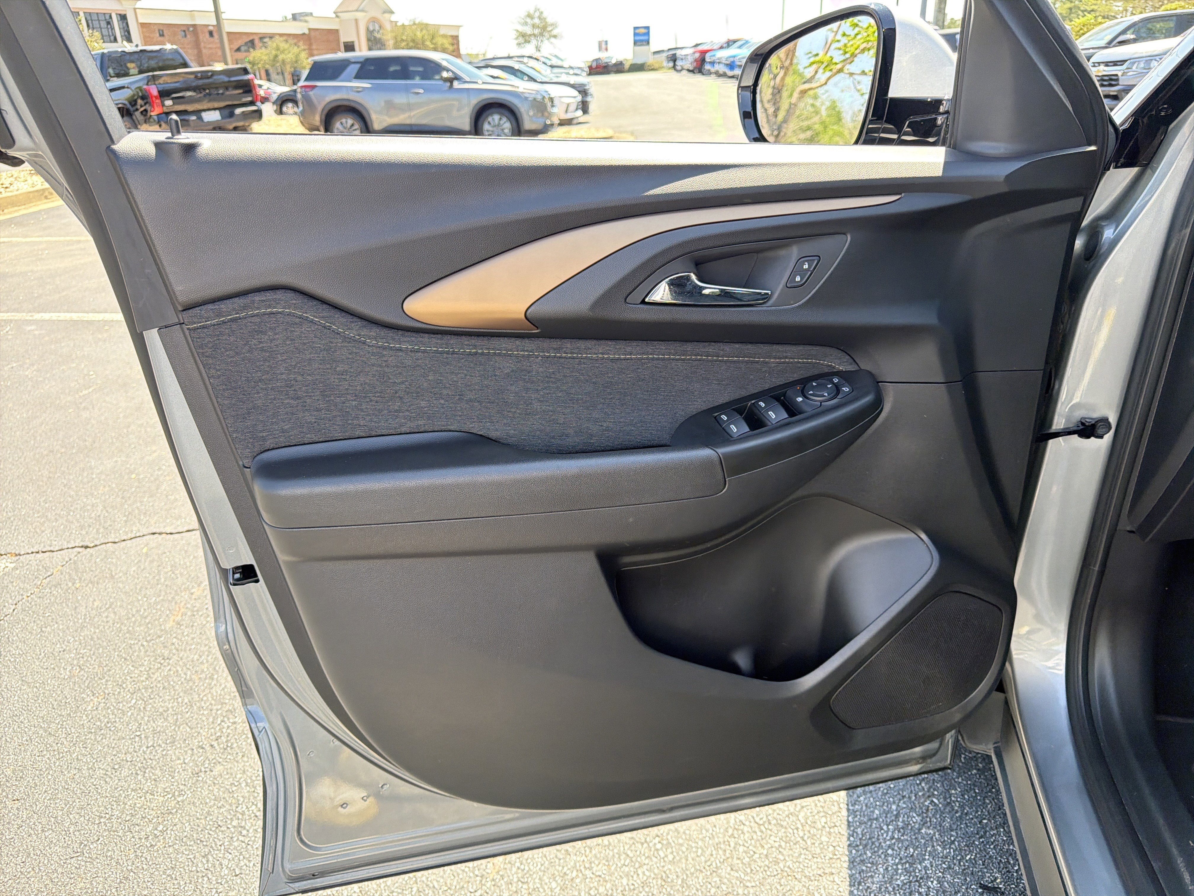 Used 2023 Chevrolet TrailBlazer ACTIV w/ Convenience Package image 10