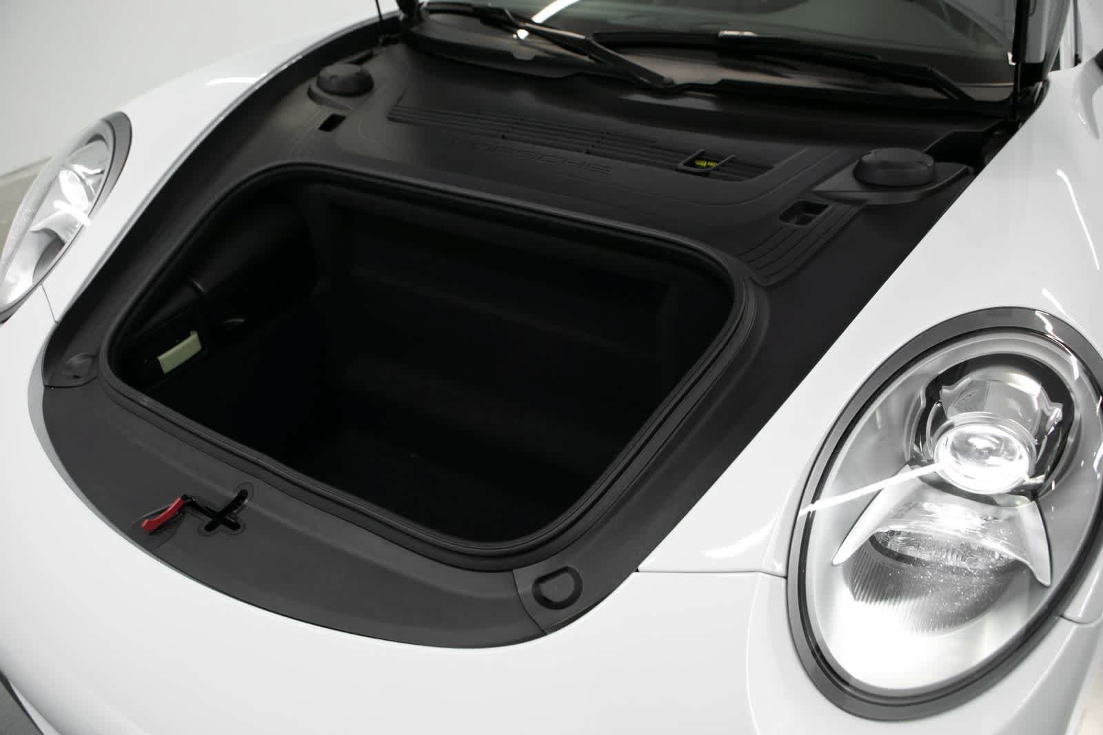 Certified 2016 Porsche 911 Carrera RWD image 29
