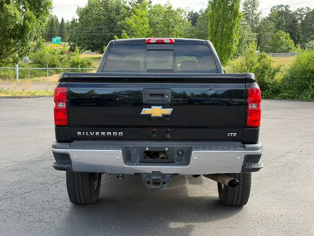 Used 2015 Chevrolet Silverado 2500 LTZ AWD/4WD image 4