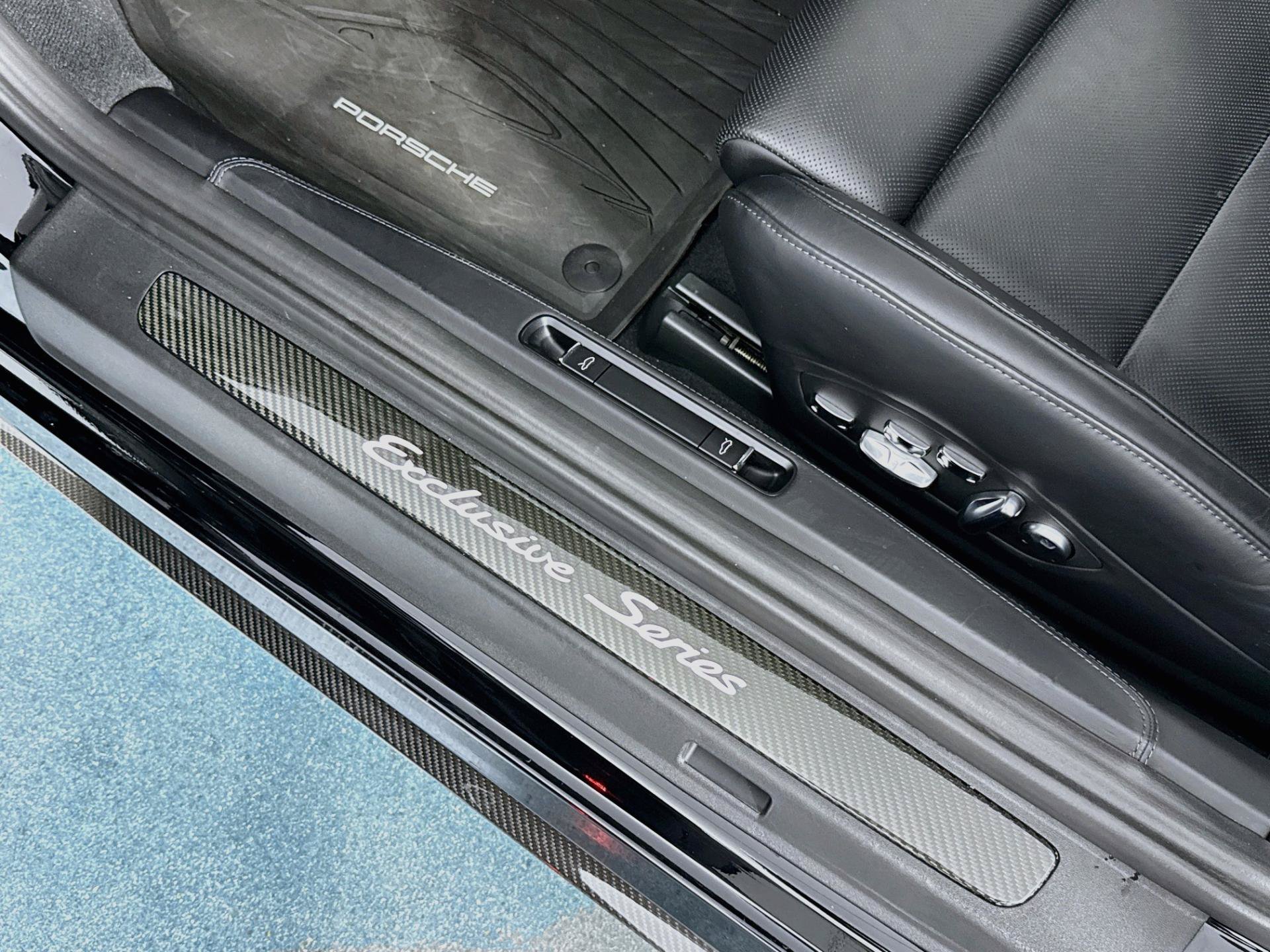 Used 2018 Porsche 911 Turbo S AWD/4WD image 47