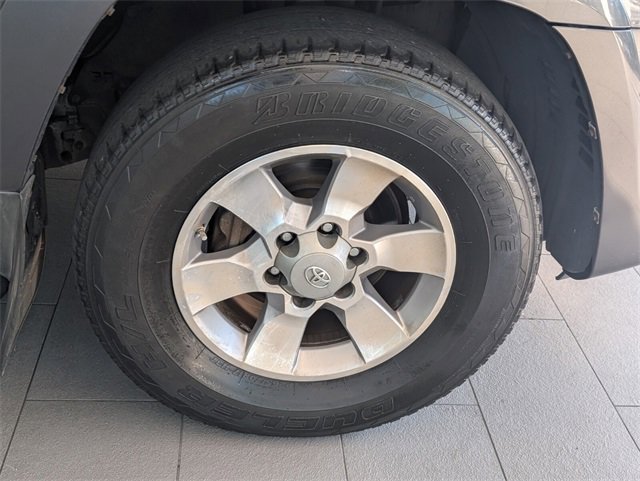Used 2010 Toyota 4Runner Limited image 16
