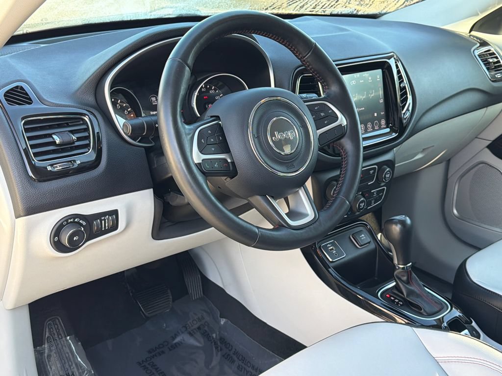 Used 2019 Jeep Compass Limited FWD image 17